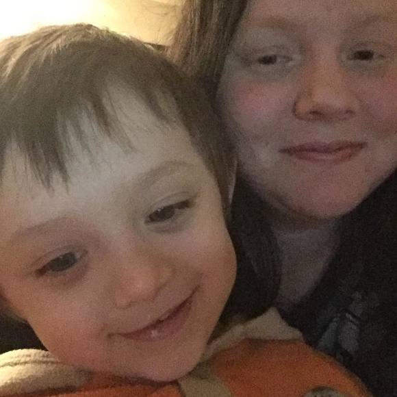 Meet your Posher, Amanda - Picture 1 of 1